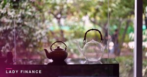 biếu tiền bố mẹ - Lady Finance